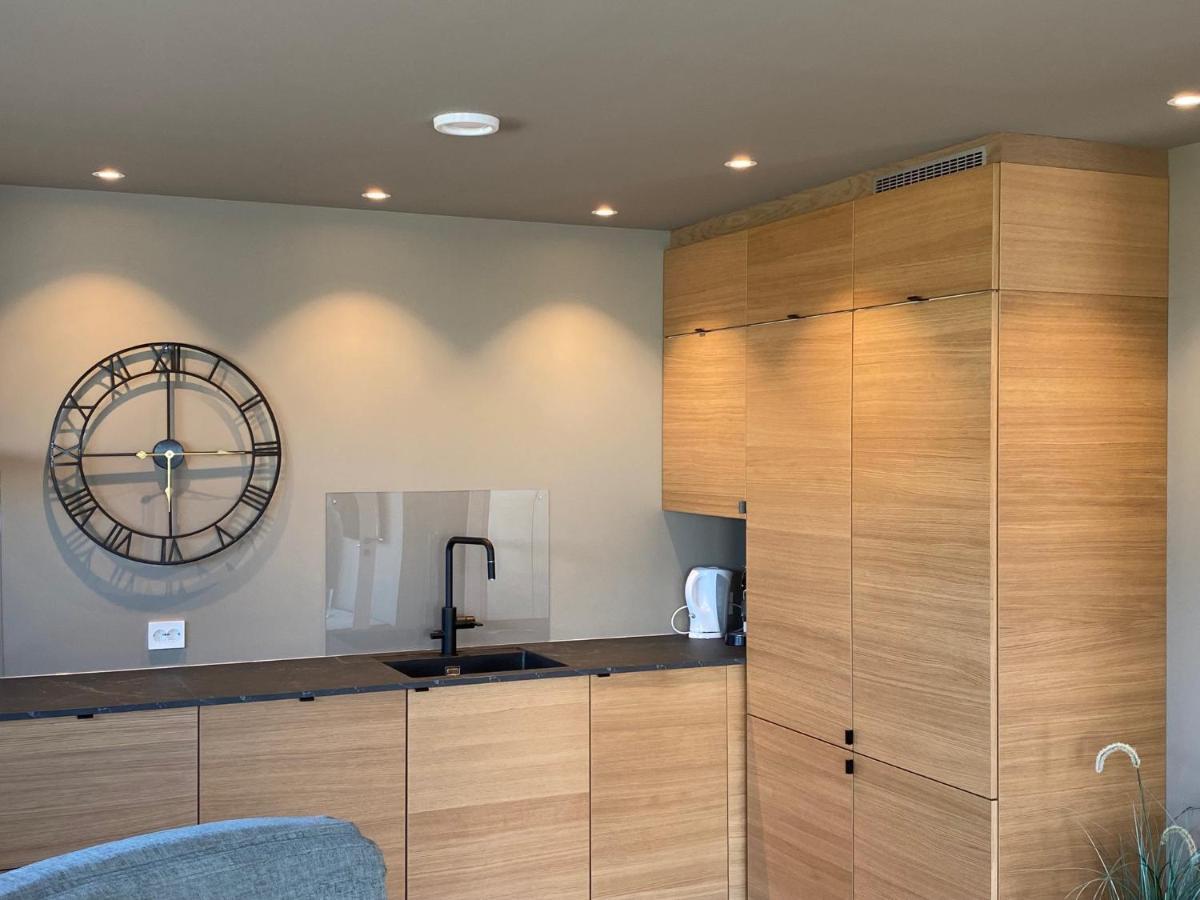 Apartment With Boat Spangereid Luaran gambar